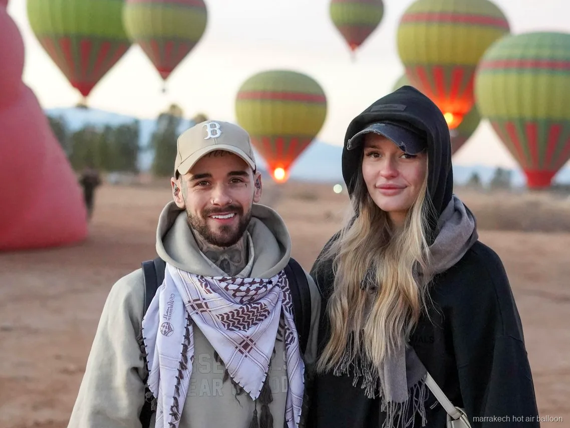 Uitzicht op het Atlasgebergte tijdens een ballonvaart bij Marrakech
