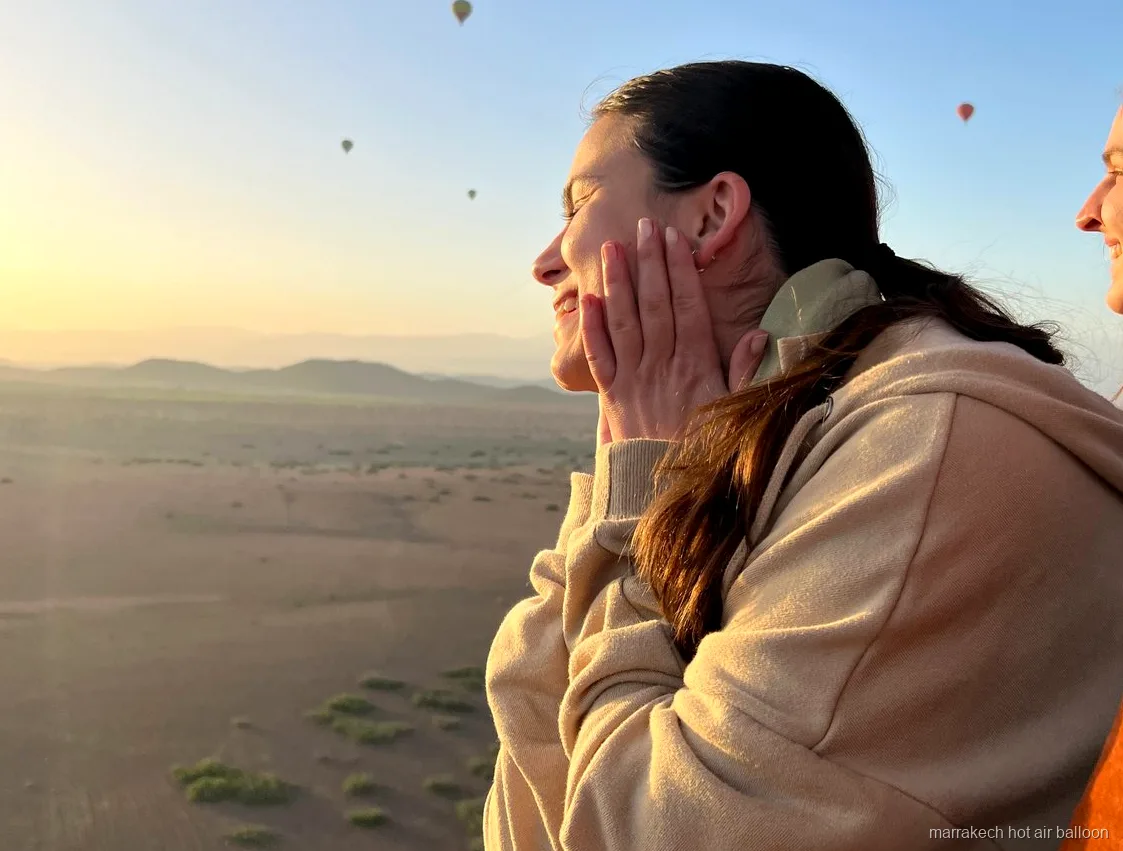 Villaggio berbero visto dall'alto durante un giro in mongolfiera a Marrakech