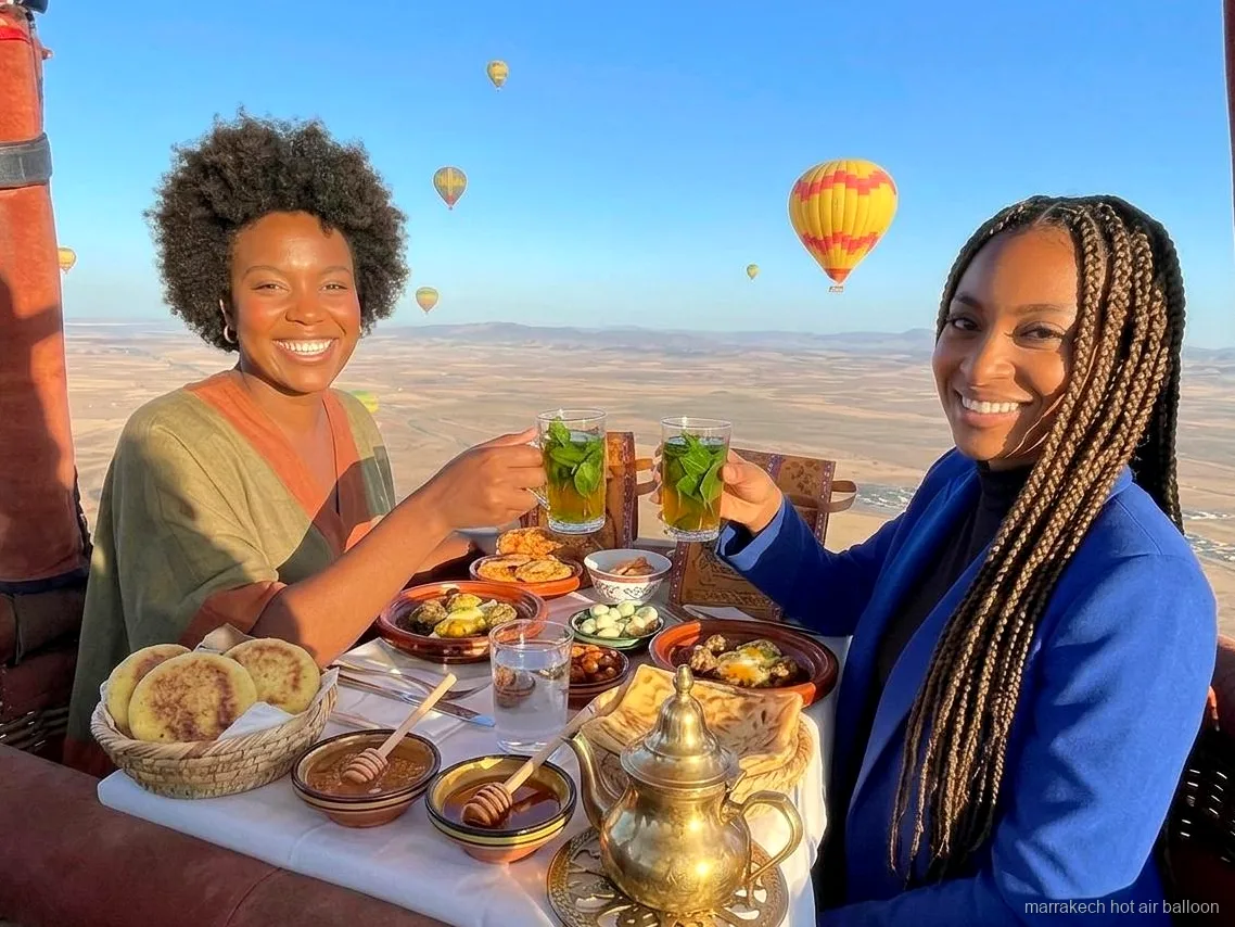Sunrise view over the desert during a private Marrakech balloon flight